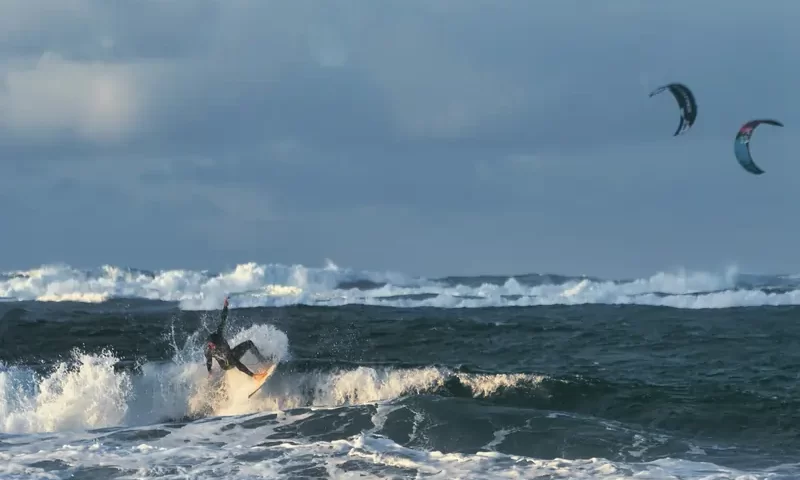 5 luoghi con le onde più alte