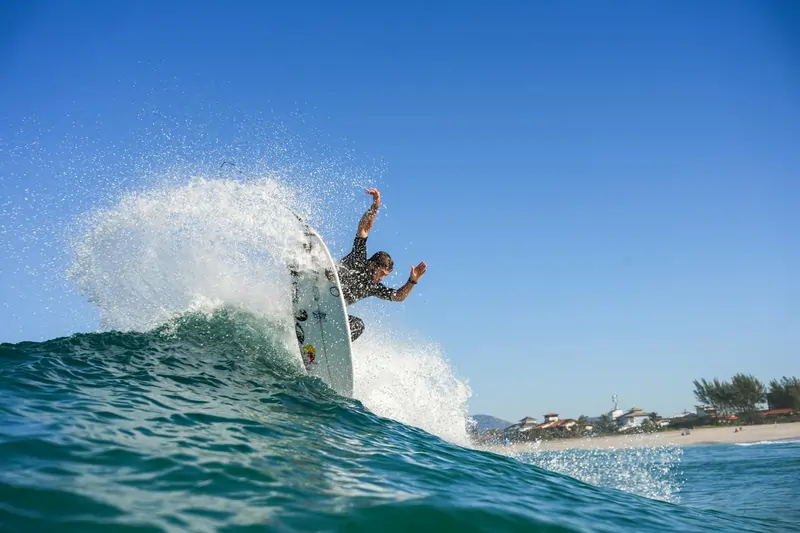 La top 5 dei migliori surfisti italiani: ecco chi sono | Point Break School