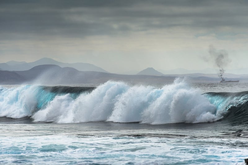 Fuerteventura Sea Waves | PointBreak