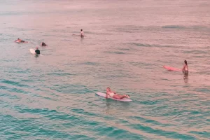 Capodanno sulla tavola: Le Migliori Spiagge per Un'Esperienza di Surf Indimenticabile | Point Break School