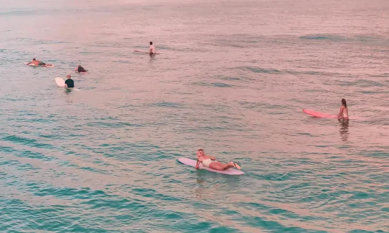 Capodanno sulla tavola: Le Migliori Spiagge per Un'Esperienza di Surf Indimenticabile | Point Break School