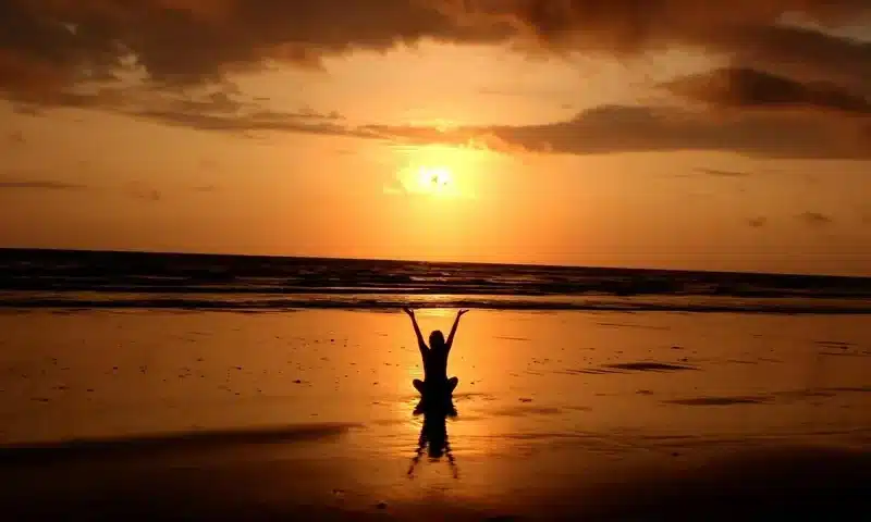 Il surf e la meditazione sono un'accoppiata perfetta: ecco perché | Point Break School