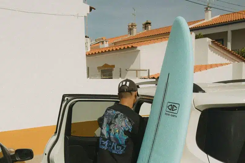 Carrying a surfboard in a car | Point Break School